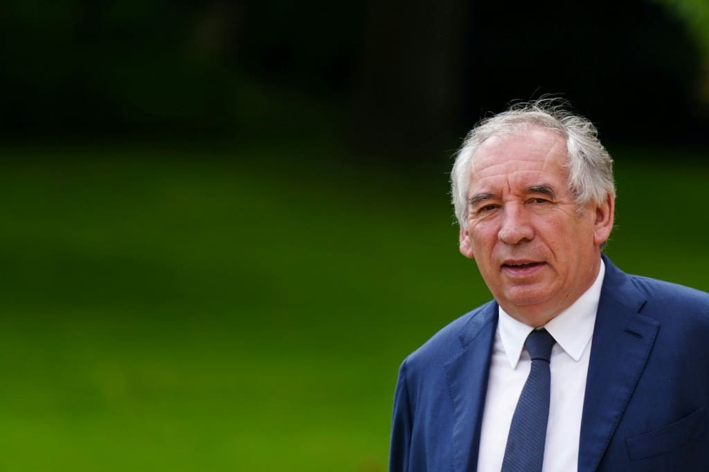 La web-réputation de François Bayrou : un observatoire politique